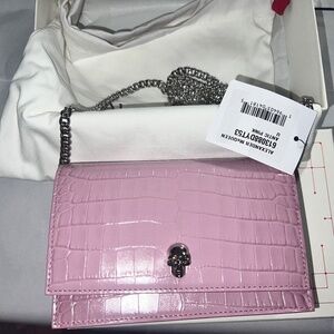 Alexander McQueen Women's Small Skull Bag in Antic Pink